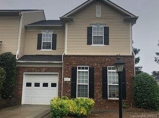 4717 Cottage Oaks Dr, Charlotte, NC 28269