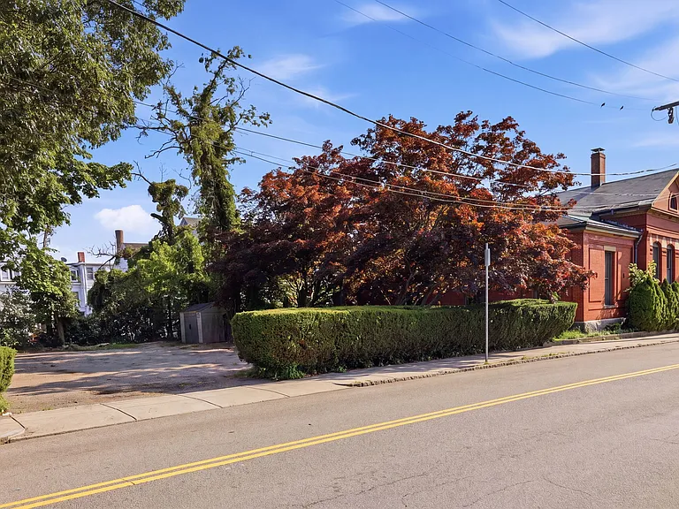 1110 Washington St — Photo 23
