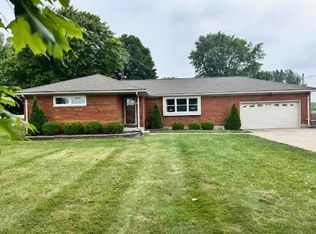2340 E Leffel Ln, Springfield, OH 45505