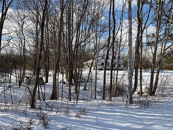 3rd image of 4165 Wheeler Creek Rd