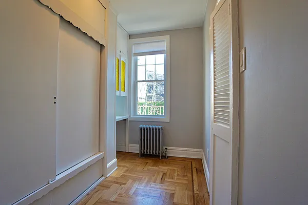 Rented by Dixon Advisory USA Inc. | media 15