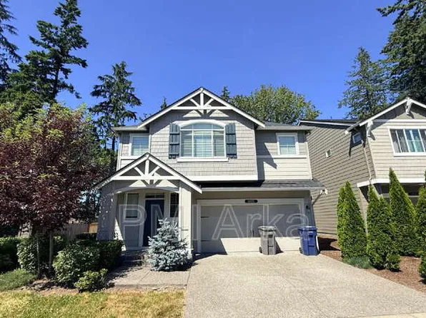 10823 32nd St NE, Lake Stevens, WA 98258