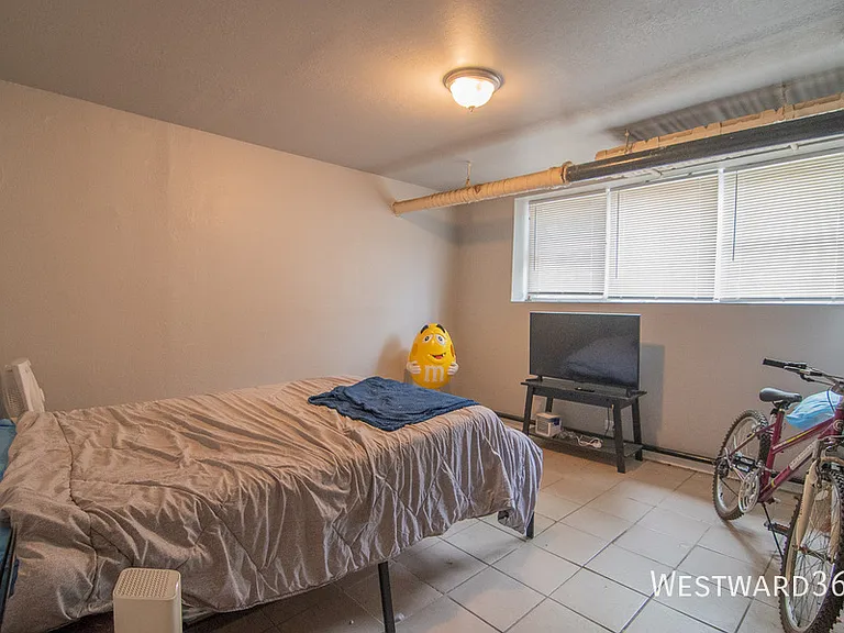 3821 W Wrightwood Ave #G — Photo 12