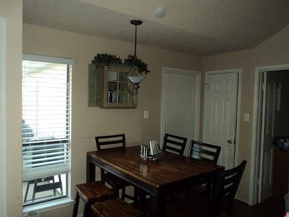 4th image of 1532 Gardenia Dr