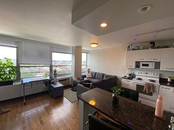 3rd image of 3550 N Lake Shore Dr APT 1214