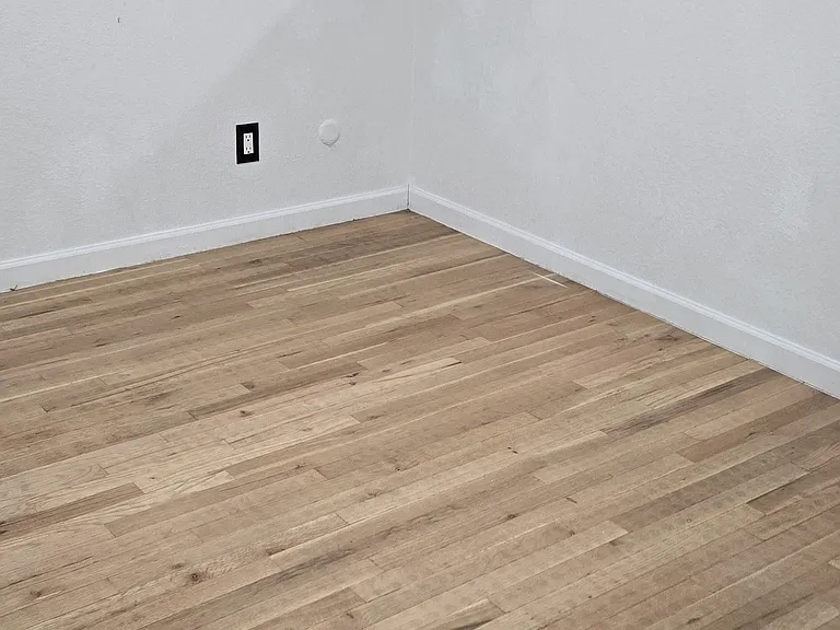 2655 Worchester St — Photo 18