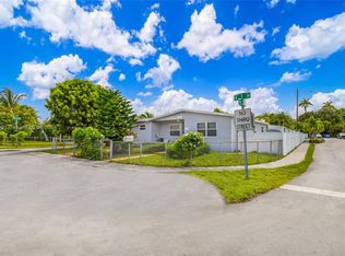 3605 W 1st Ave, Hialeah, FL 33012