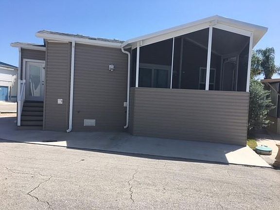 2nd image of 469 Nettles Blvd