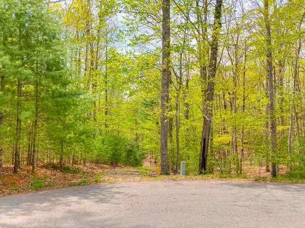 1258 Treetop Ridge Rd, Blacksburg, VA 24060