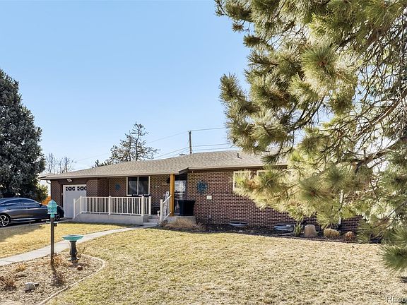 3rd image of 8162 W Louisiana Place