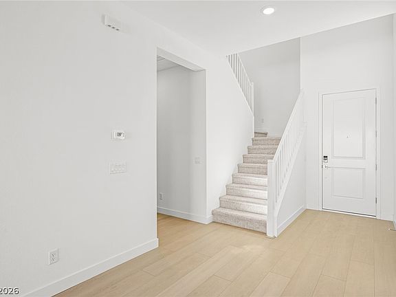 5th image of 9962 Decano Ridge St
