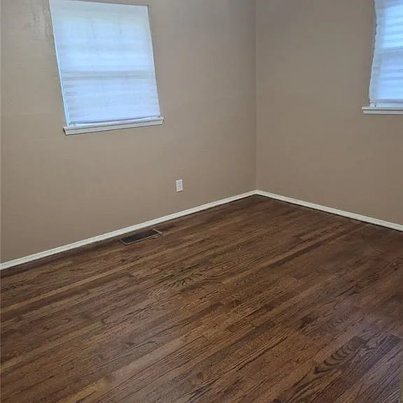 1995 Phillips Dr SE — Photo 11