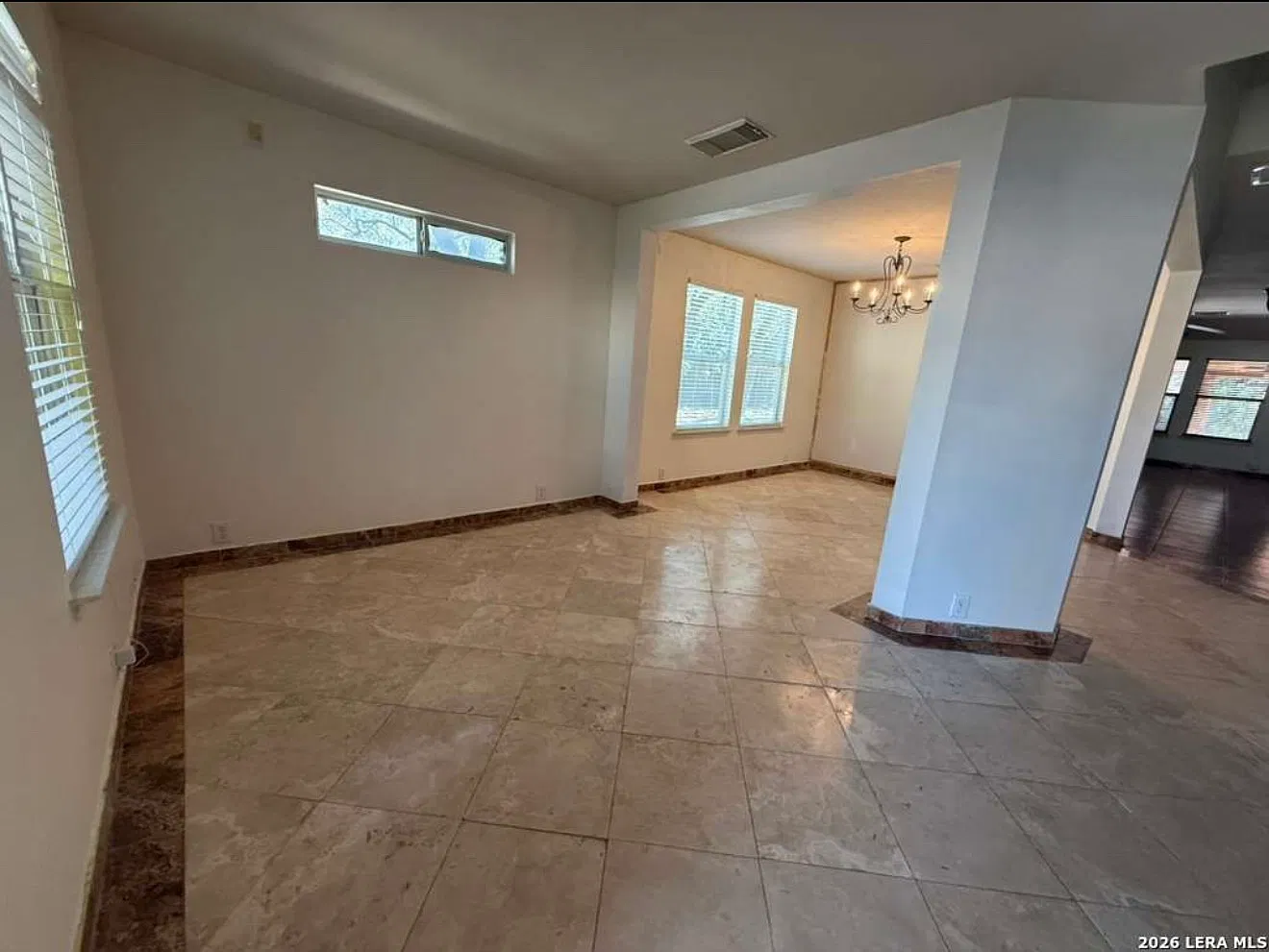 3 bed, 2499 sqft, $2,250 — Photo 2