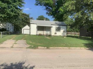 2206 S Ida St, Wichita, KS 67211