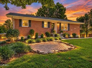 1721 Holston Dr, Bristol, TN 37620