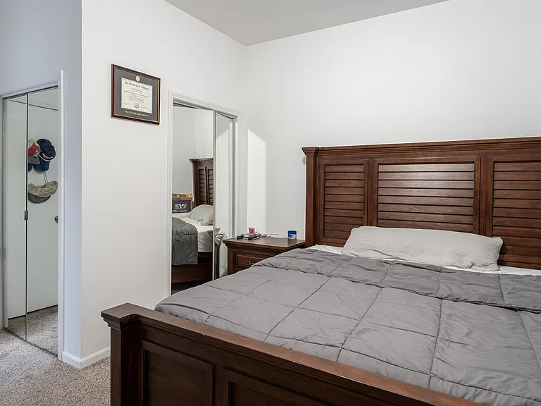 1124 W Eddy St #2 — Photo 11