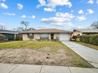 5030 Village Way, San Antonio, TX 78218