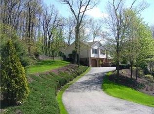 187 Edgewater Dr, Monaca, PA 15061