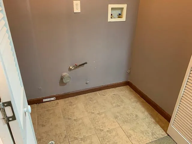 232-236 S 12th St #1 — Photo 15