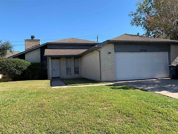 3rd image of 2719 Spring Place Dr