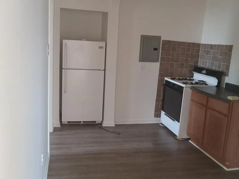 3801 Catalpa St #1F — Photo 5