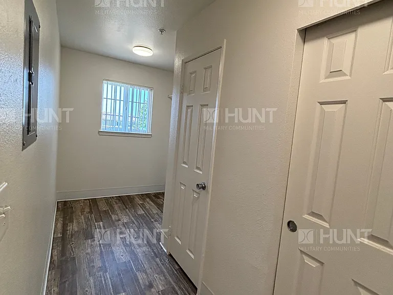336 Ponmunjom Cir — Photo 22
