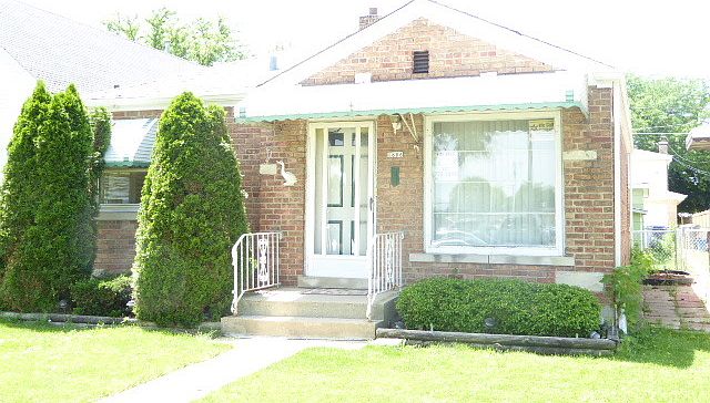 1st image of 1806 N 17th Ave