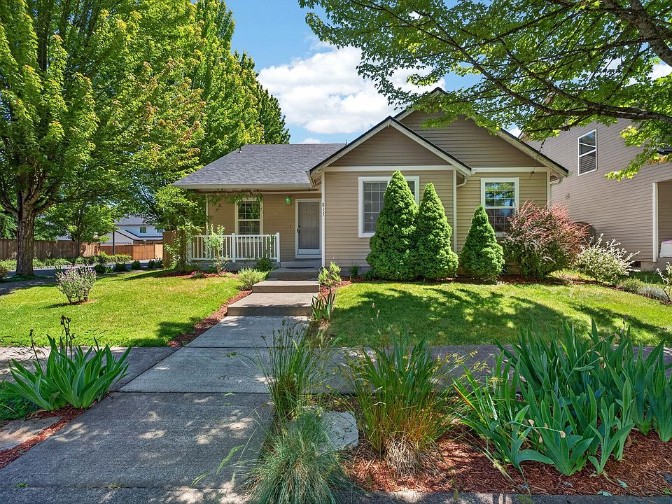 1st image of 811 NW 16th Ave