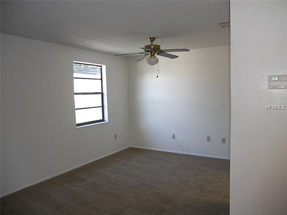 5th image of 139 Hunter Lake Dr Unit D