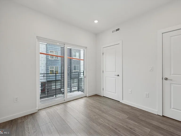 1617 Ridge Ave #19-F — Photo 12