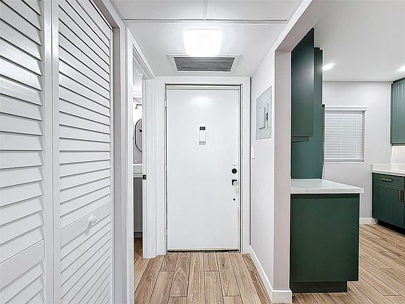 5th image of 8818 W McNab Rd APT 103