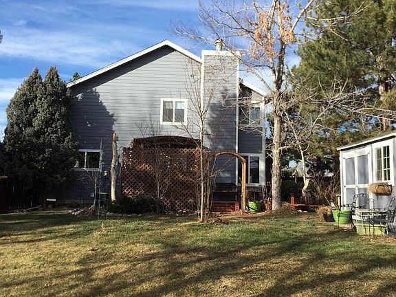 Big backyard 11,300 sq ft!