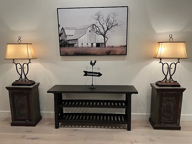 Entry way