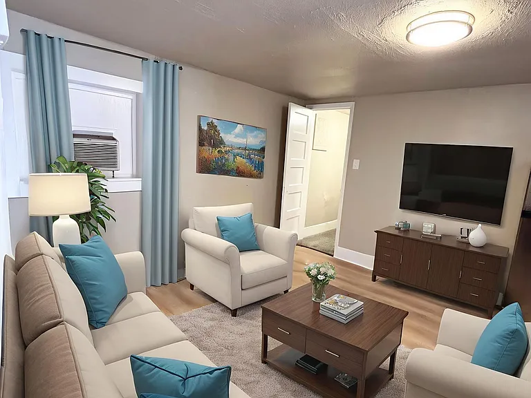 Iron Springs Apartments — Photo 6