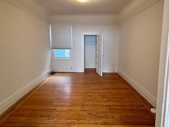 2nd image of 2039 Taylor St