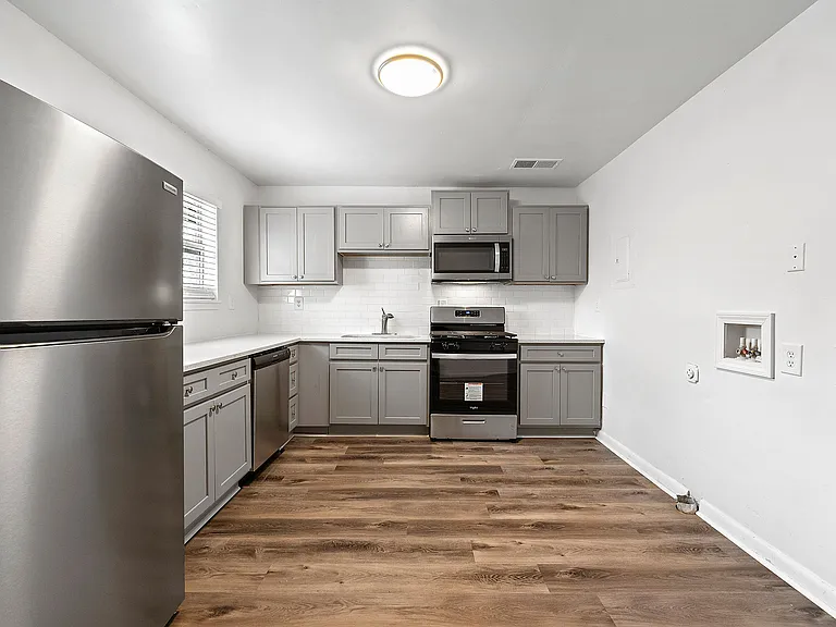 Tara Woods Apartments — Photo 4