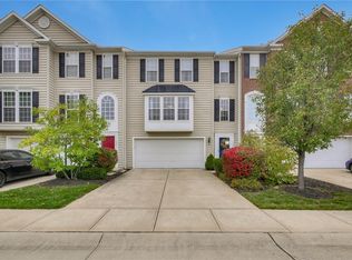7465 Victoria Falls Ave, Maineville, OH 45039