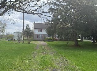 12351 Williston Rd, Alden, NY 14004
