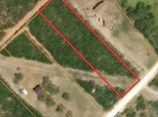 208 Mockingbird Ln, Orange Grove, TX 78372