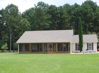 1686 Lake Eddins 1638, Pachuta, MS 39347