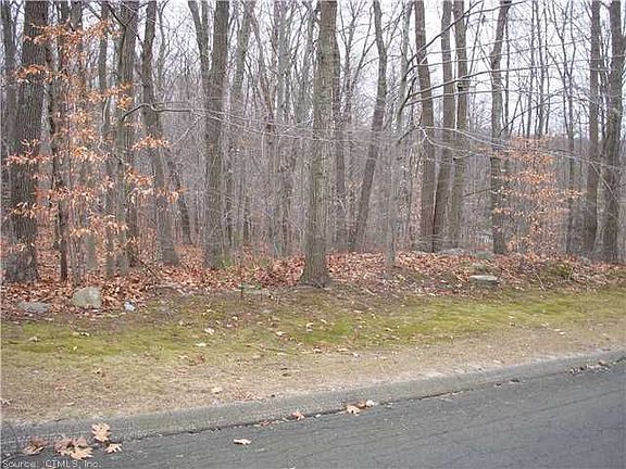 5th image of 44 Hidden Brook Dr #A