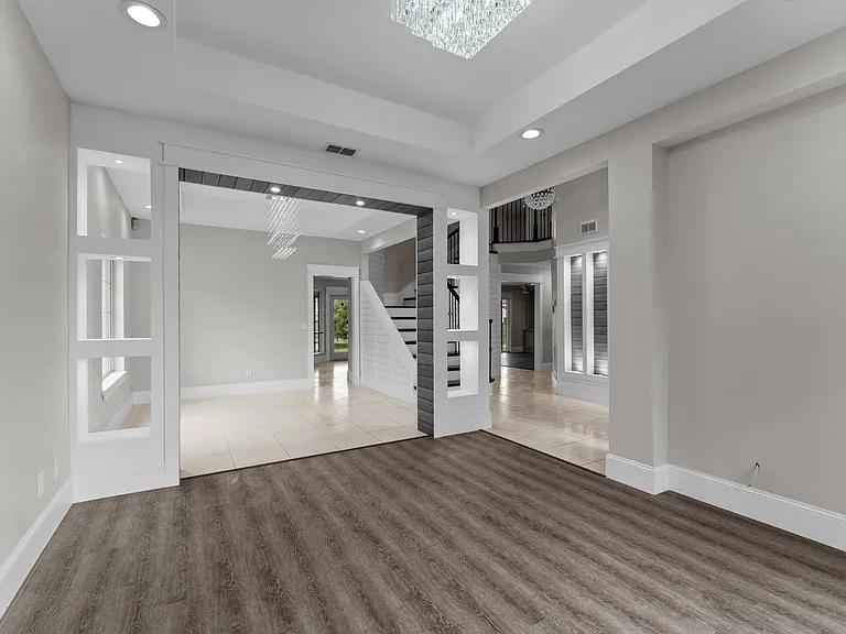 2407 Country Club Dr — Photo 27
