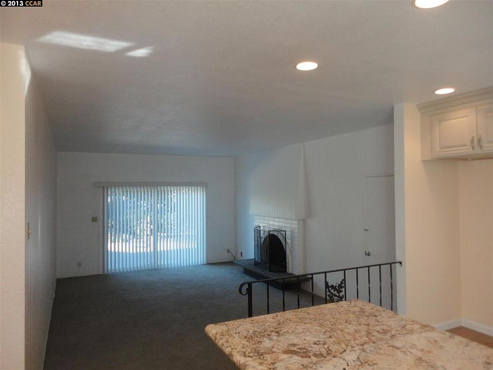 2nd image of 260 Walnut Ave