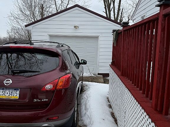 5th image of 4147 Warsaw Ave