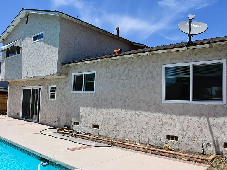 522 E Collins Ave — Photo 68