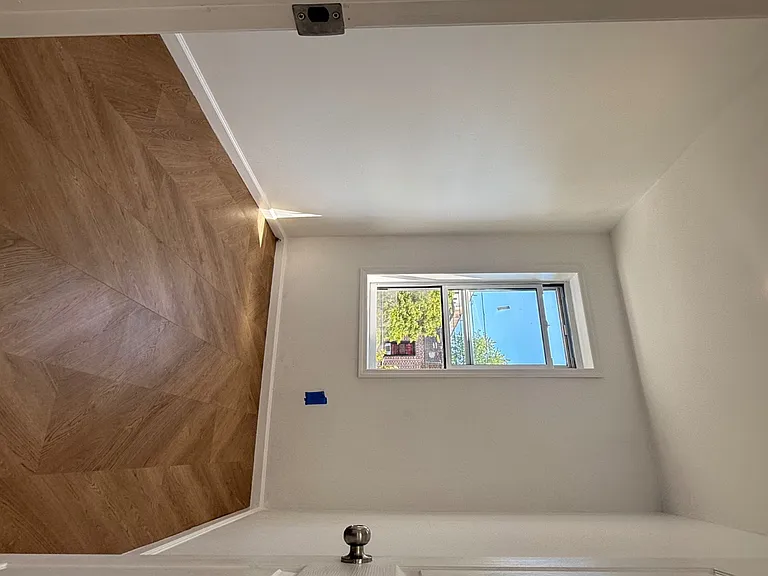 430 Pine St — Photo 9