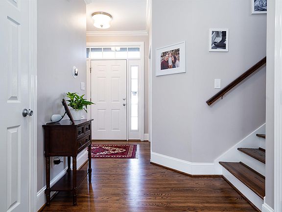 4th image of 363 Park Ave