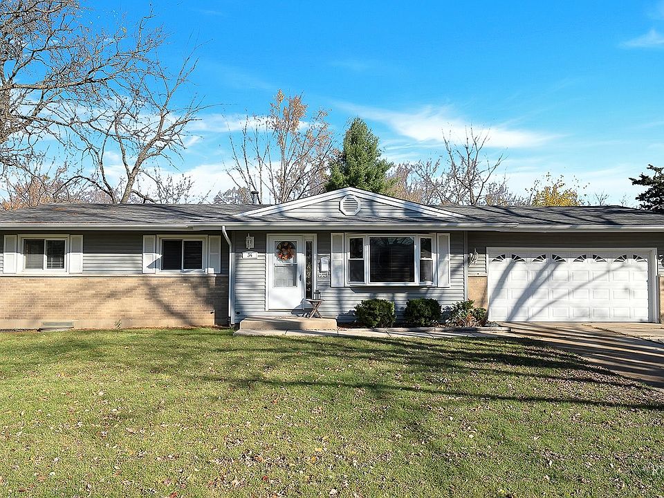 1st image of 34 Surrey Ln