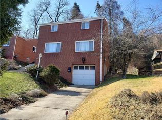 1832 Hethlon St, Pittsburgh, PA 15220