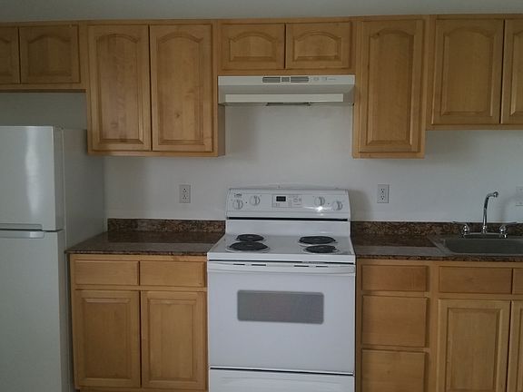 4th image of 137 N Federal Hwy APT 14